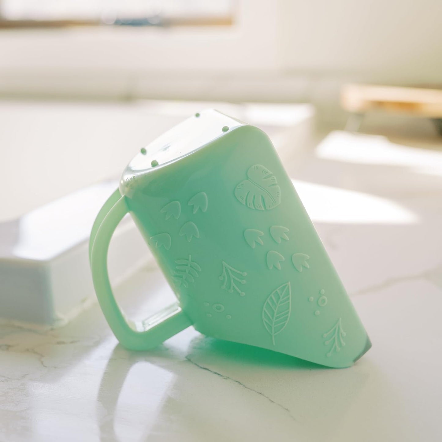 Dino-Pour Baby Bath Rinse Cup